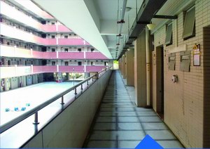 市教育局广大附中（大学城校区）教学楼、行政楼及学生宿舍走廊地面防滑施工项目